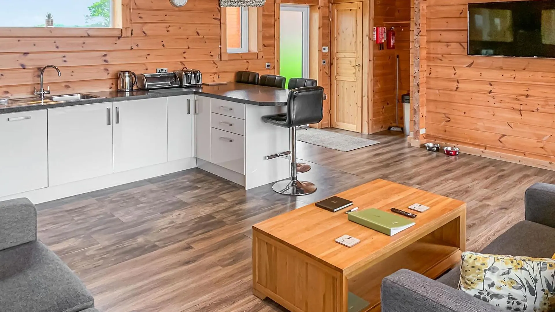 Fairview Lodges Уитернси