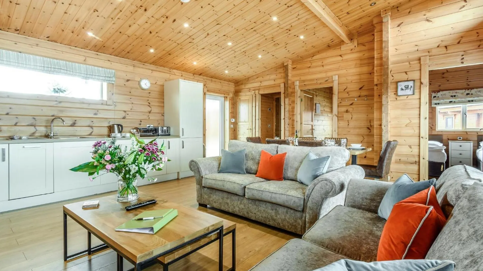 База отдыха Fairview Lodges Уитернси