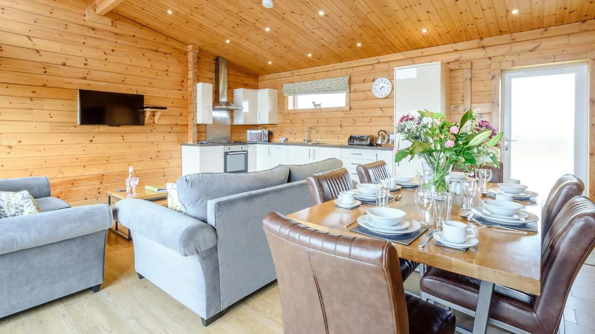 Fairview Lodges Уитернси